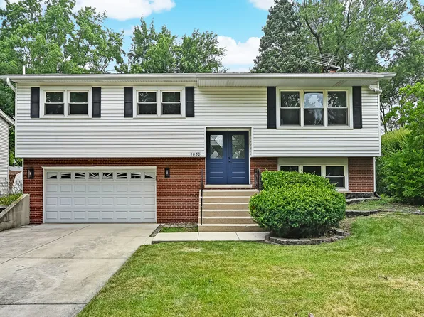 1030 71st St, Darien, IL 60561