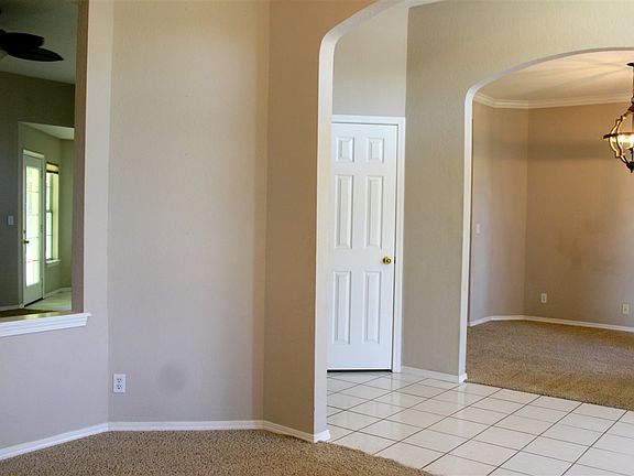 4th image of 1511 Southern Hills Dr