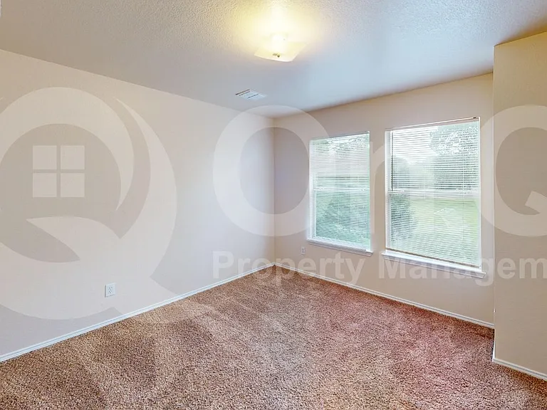 4009 Apple St — Photo 14
