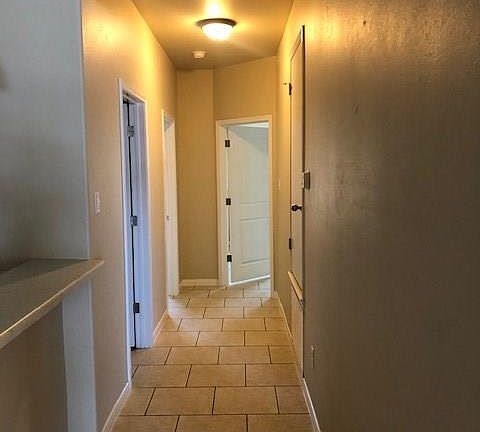4th image of 4202 Ivory Ln #B