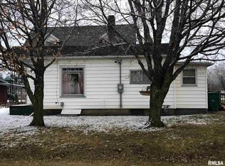 180 N Bernadotte St, Ipava, IL 61441