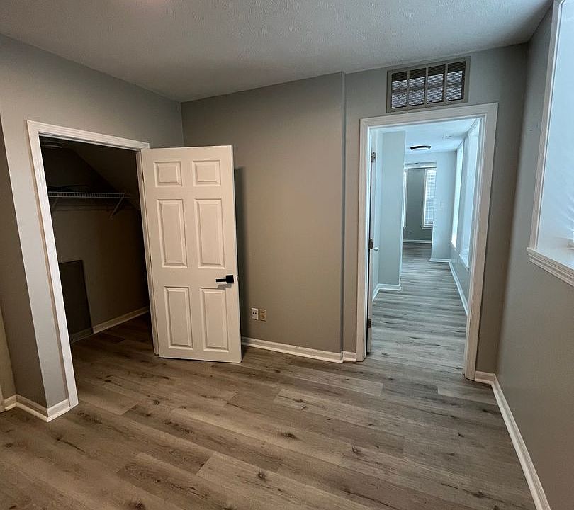 SANDERS FLATS 101103 N Franklin St Muncie IN Zillow