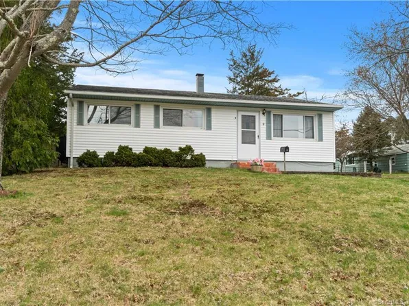 9 Indigo Street, Groton, CT 06355