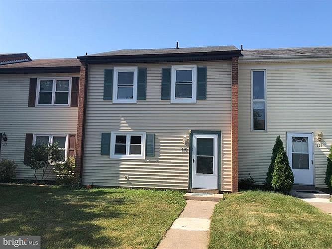 2nd image of 119 Catoctin Cir SW