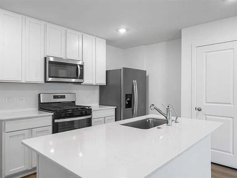18317 Reimann Ln — Photo 7