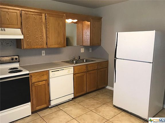 5th image of 1401 Windward Dr