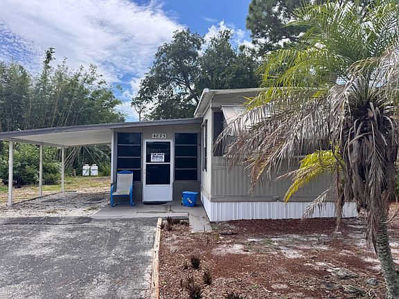 2nd image of 4895 Clover Ln