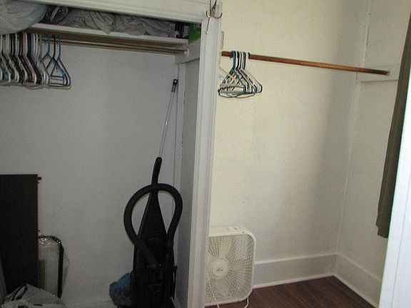 3rd image of 2867 West Ave