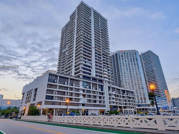 2nd image of 555 NE 15th St APT 12B