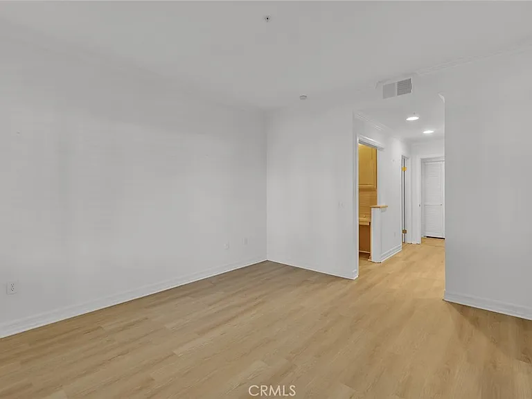 172 Villa Point Dr — Photo 21