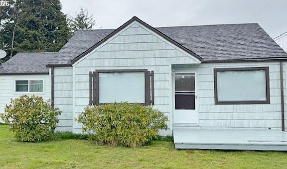 2nd image of 616 24th Ave