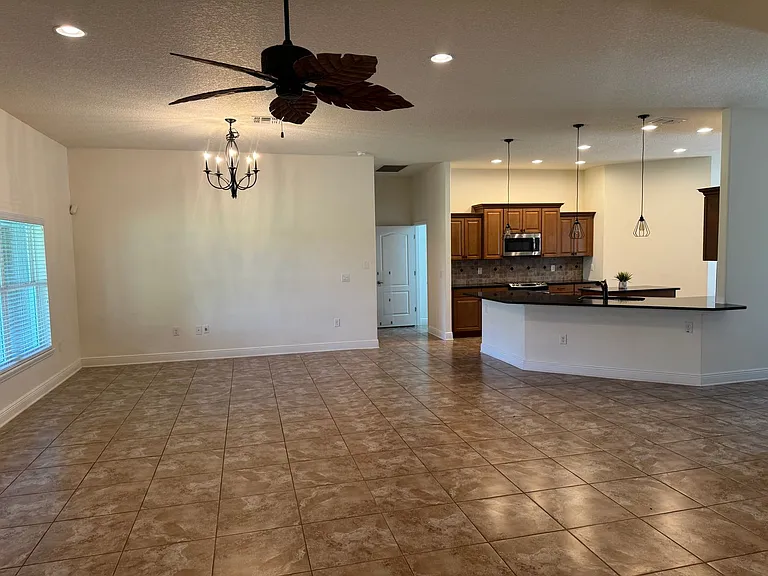 30454 Island Club Dr — Photo 10