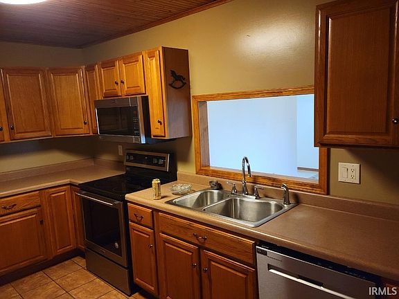 2nd image of 5556 E State Road 26