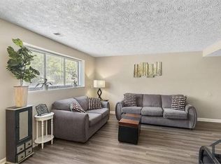 5300 E 21st St #5322-2B, Indianapolis, IN 46218