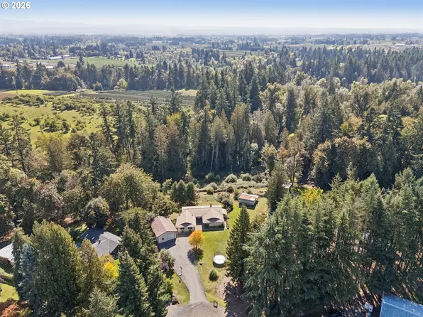 28670 S Sundowner Ct, Canby, OR 97013