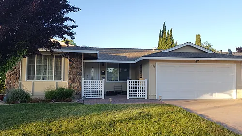 1876 Anne Marie Ct Photo 1