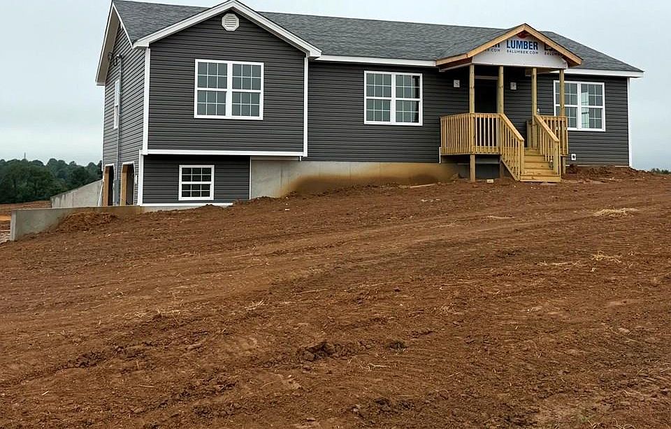 1st image of 300 Lee Rd
