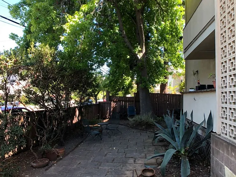 2925 Ellis St #2 — Photo 11