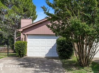 6741 S Creek Dr, Fort Worth, TX 76133