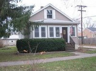 8010 45th St, Lyons, IL 60534