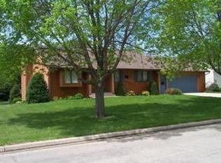 1101 5th St N, Saint James, MN 56081