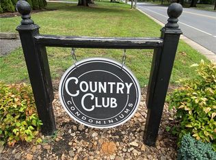 1709 N Main St APT A1, Mount Airy, NC 27030