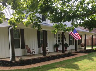 410 Catalpa Dr, Eads, TN 38028