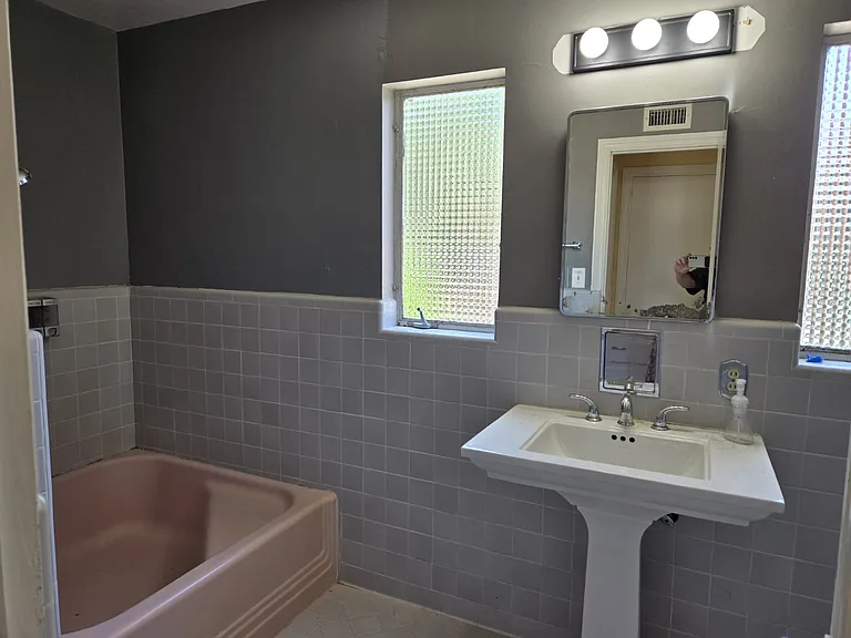 4971 Cresita Dr — Photo 18