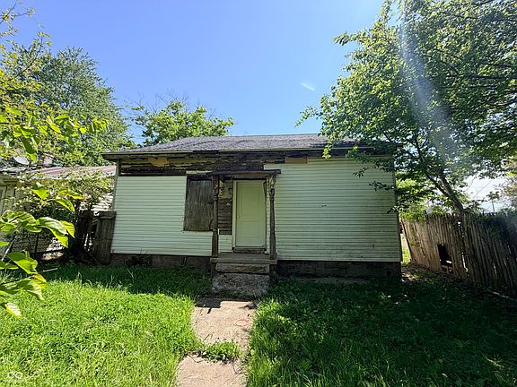 3rd image of 1015 S 24th St