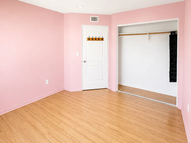 13623 Sherman Way #205 — Photo 10