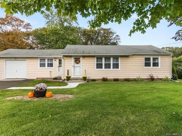 303 Spring Road, North Haven, CT 06473