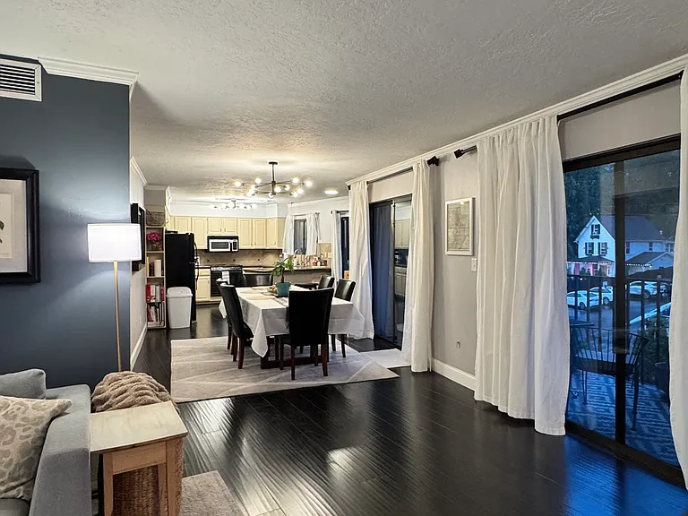 245 N Vine St #407 — Photo 13