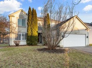 1372 E Braymore Cir, Naperville, IL 60564