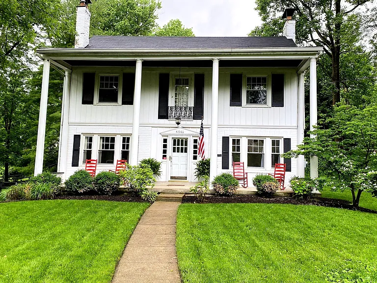 6901 Carroll Ave — Photo 1