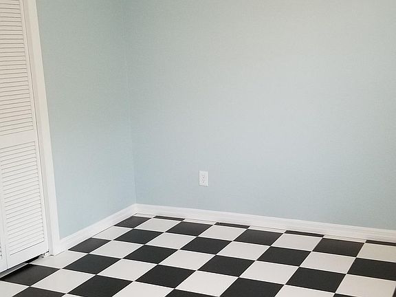 5th image of 5504 Axiom Ave
