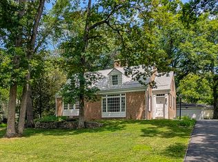 35 W Birchwood Ave, Hinsdale, IL