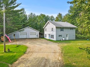 8 Sunken Bridge Rd, Winterport, ME 04496