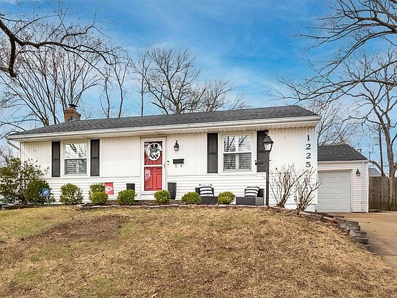 2nd image of 1225 Nancy Jo Pl