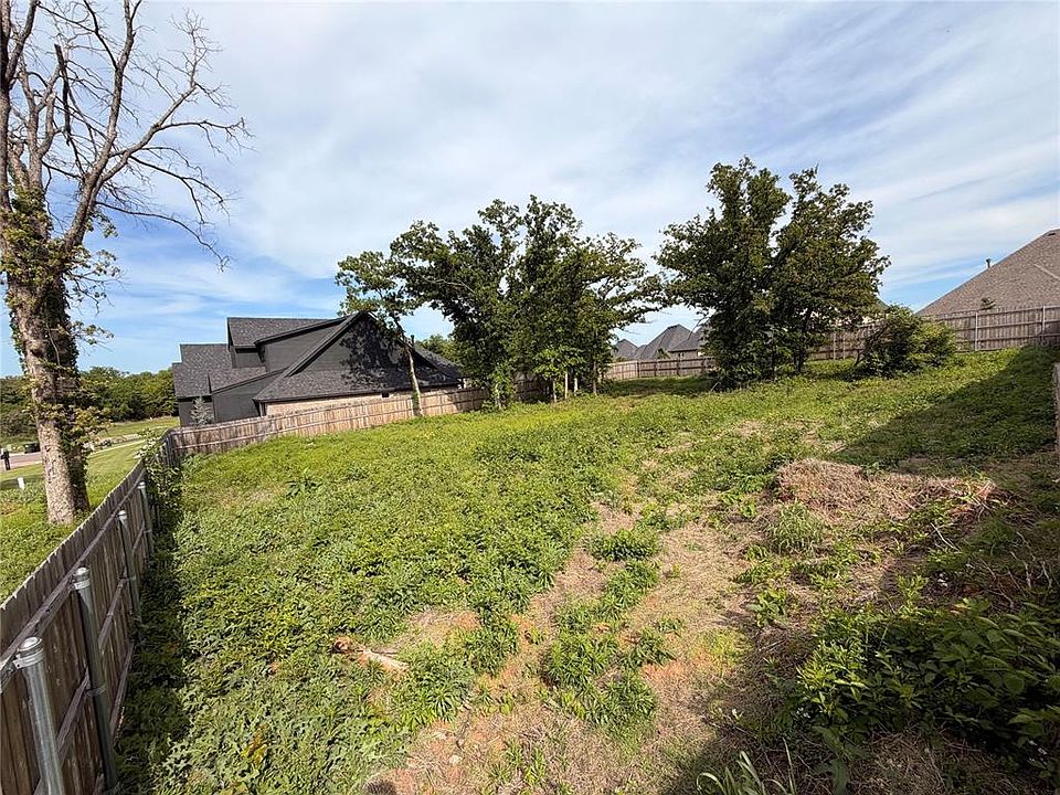 1st image of 4624 Maple Ridge Dr Lot 8