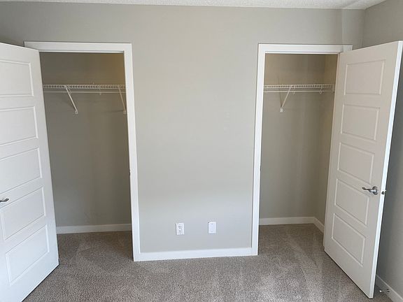 3rd image of 301 Redstone Blvd NE #411