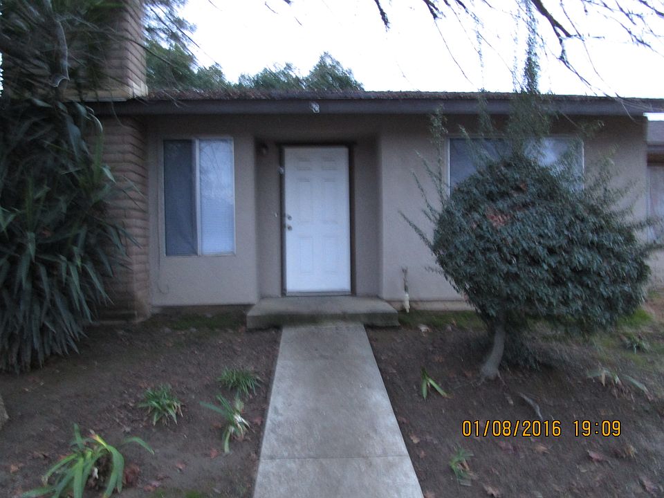 1st image of 1760 Conestoga Dr APT C