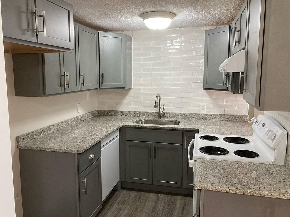 2nd image of 278 Main St APT 2A