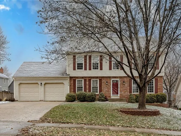 7955 Alden St, Lenexa, KS 66215