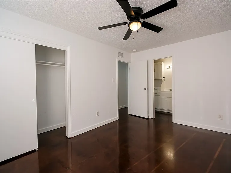 6641 Rhine Dr #B — Photo 13