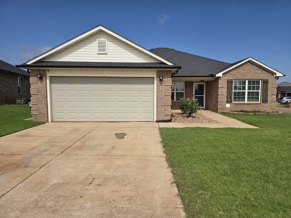 2nd image of 2701 Red Pine Cir