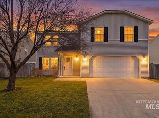 262 E Willowcreek Dr, Middleton, ID 83644