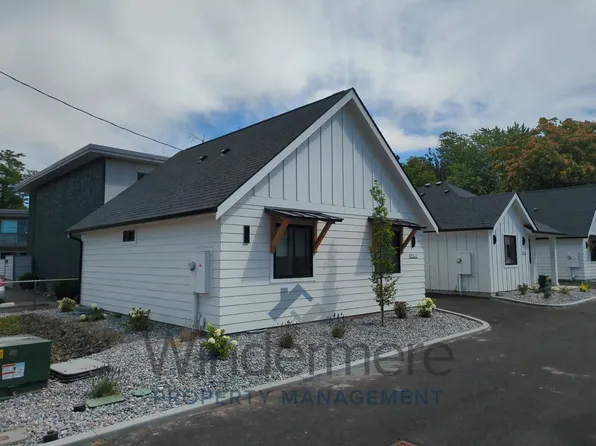 Stone Creek Cottages