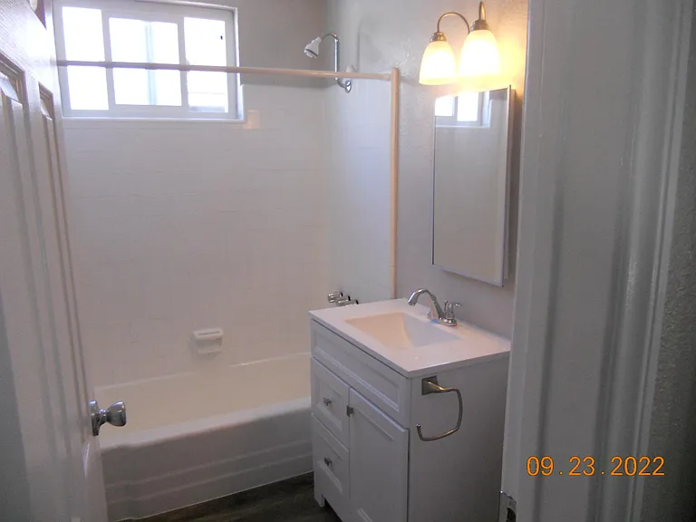 14517 Larch Ave #17 — Photo 3