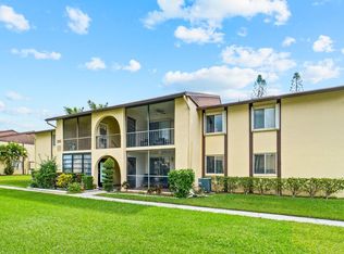 317 Pine Ridge Cir APT B-1, Greenacres, FL 33463