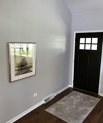 3rd image of 1518 Holiday Dr
